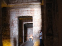 abousimbelinterieur3.jpg