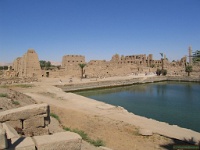 lacsacre-karnak.jpg