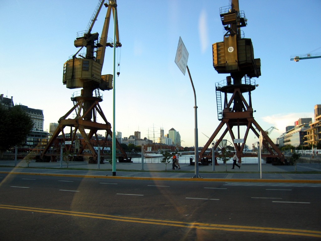 200602043