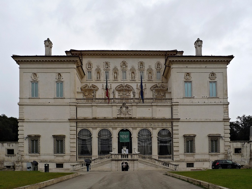 rome-l1010109